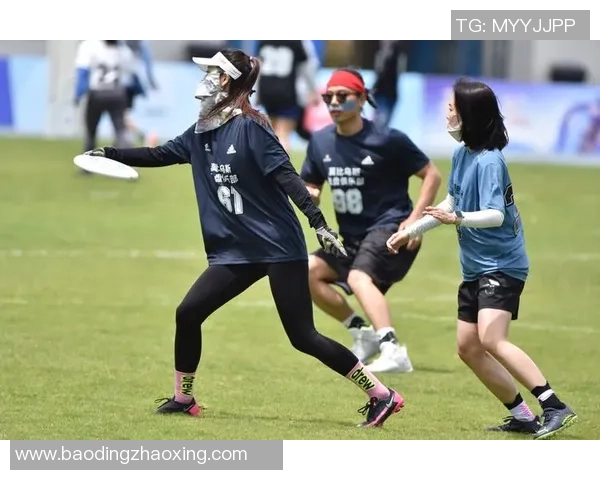 南京飞盘队在世界攀岩锦标赛中的默契配合与精彩表现分析 南京飞盘队在世界攀岩锦标赛中的默契配合与精彩表现分析