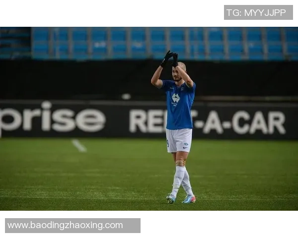 卡巴拉赫与莫尔德的激烈对决揭示了足球战术与团队协作的重要性 卡巴拉赫与莫尔德的激烈对决揭示了足球战术与团队协作的重要性